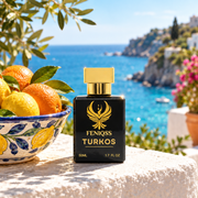 FENIQSS TURKOS på en terrass vid Medelhavet